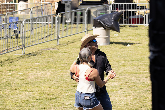 Wake the Lake Crowd046