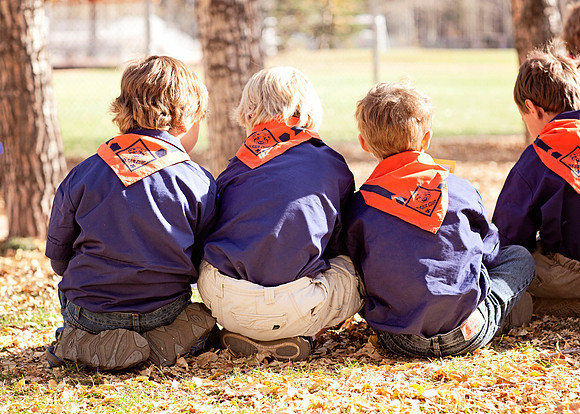 2 Tigers Reading