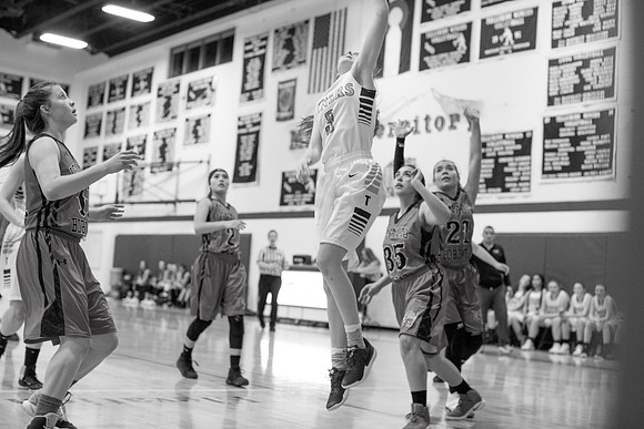 2018 020917 Basketball - 21